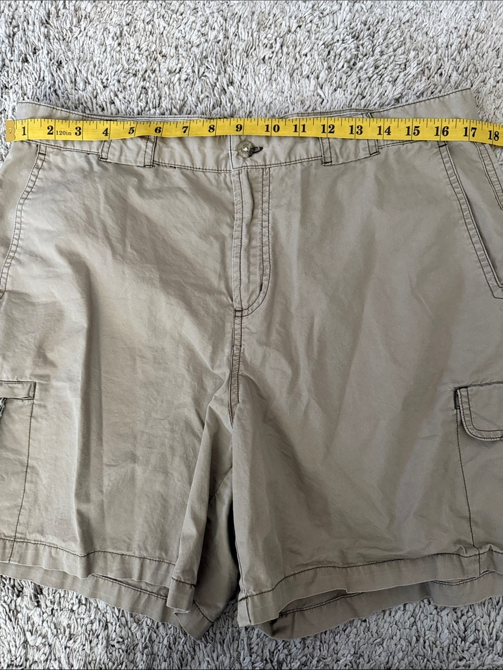 Columbia sportswear Tan Cargo Bermuda Shorts Lightweight Summer hiking outdoor - Picture 5 of 9
